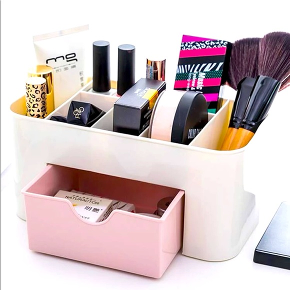 Other - Makeup Organizer